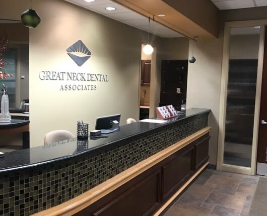 Reception desk of Great Neck Dental Associates