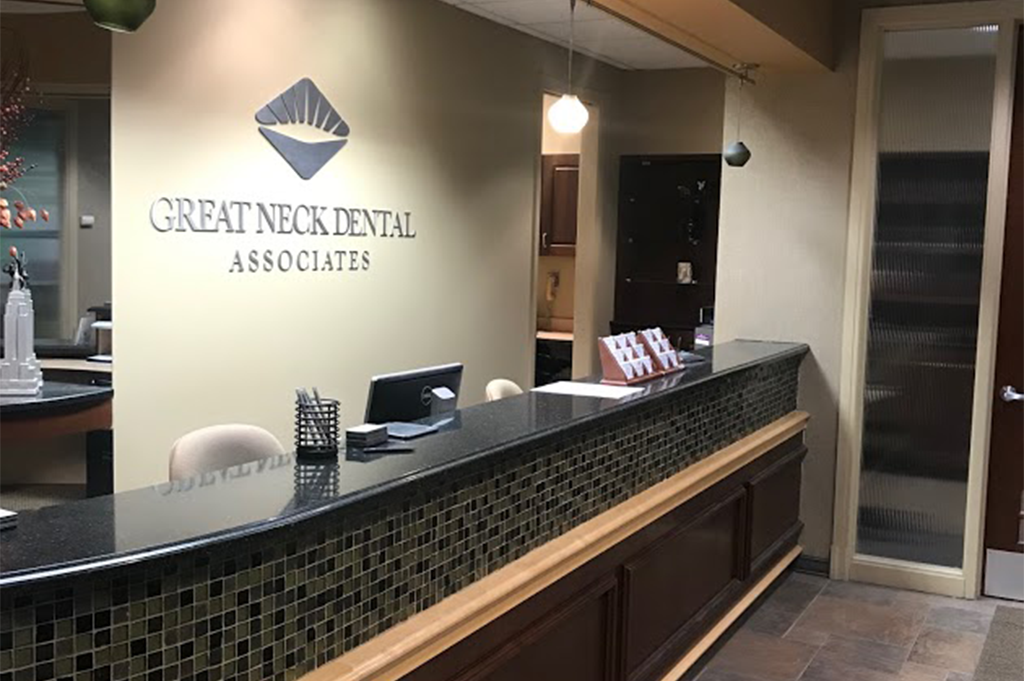 Reception Desk of Great Neck Dental Associates