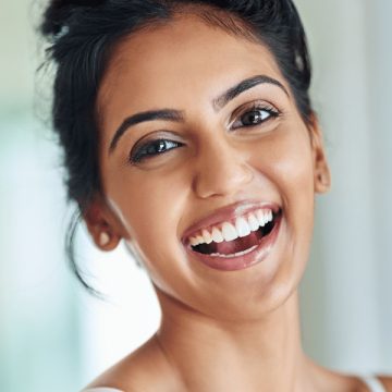 The Advanced Guide to Revamping Your Smile Using Dental Implants