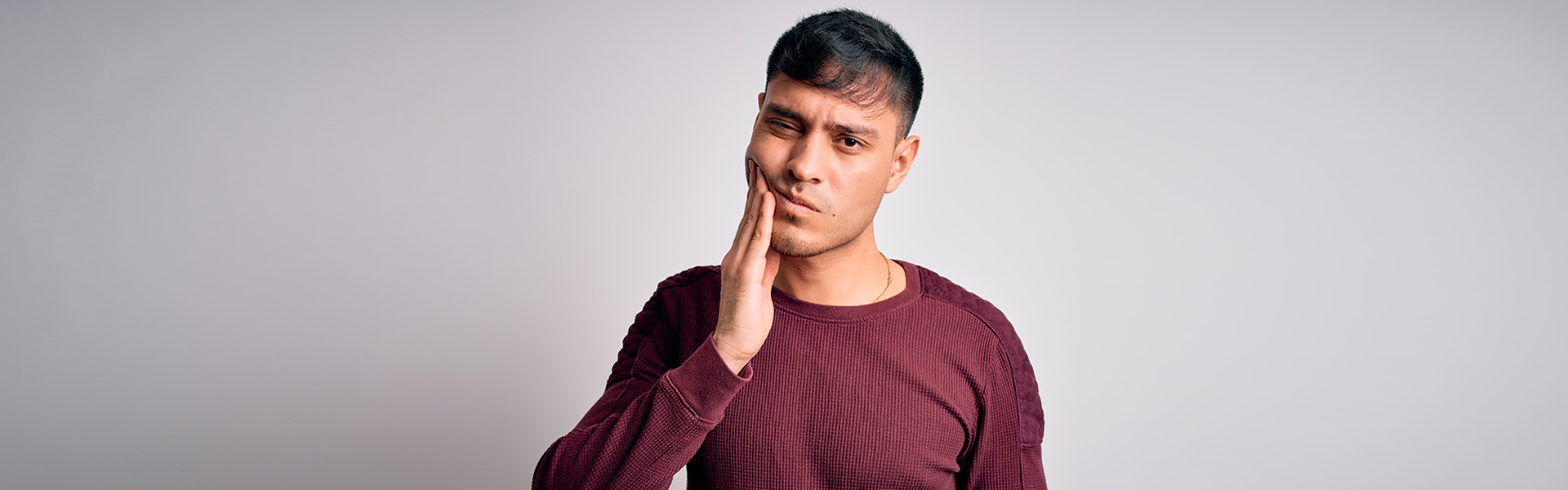 How to Manage Dental Emergencies While Traveling
