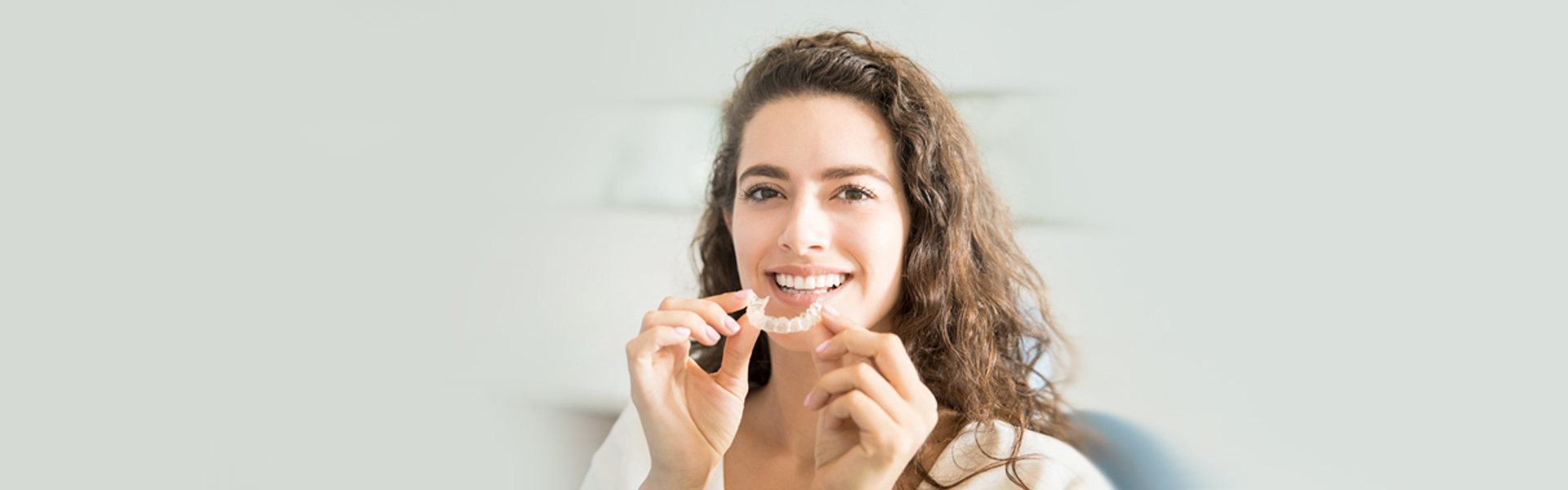 8 Tips for Maintaining Invisalign Aligners for Optimal Results 